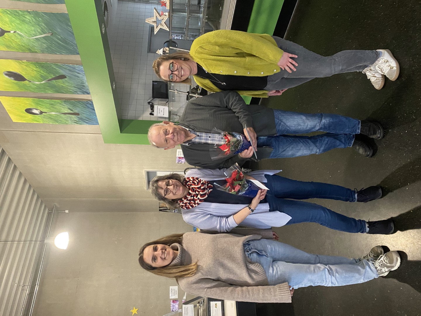 20251212 142502250 iOS Gross